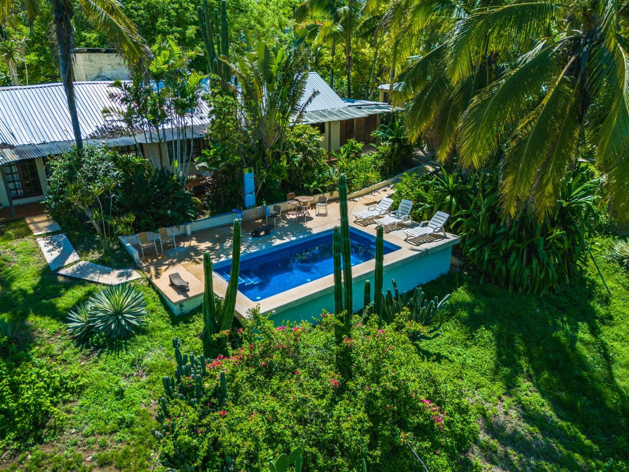 Casas Pelicano Lodge *
