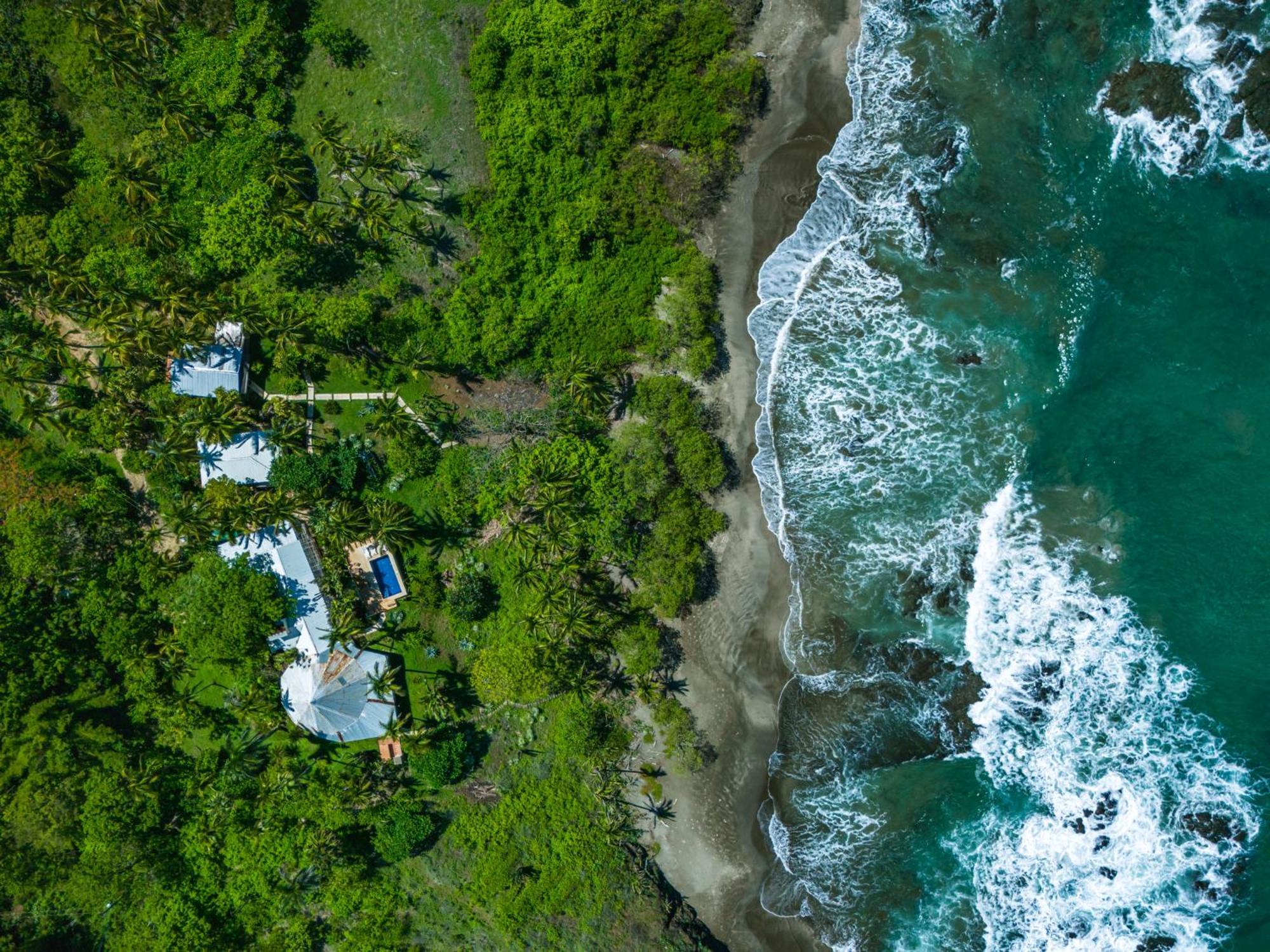 Casas Pelicano Lodge Playa Junquillal